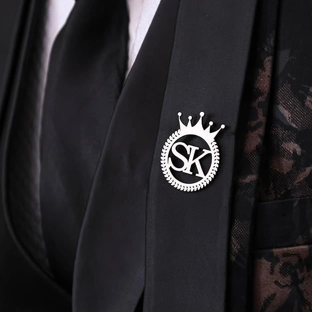 Personalised Initial Crown Brooch Pin – Custom Letter Name Royal Badge for Men & Women