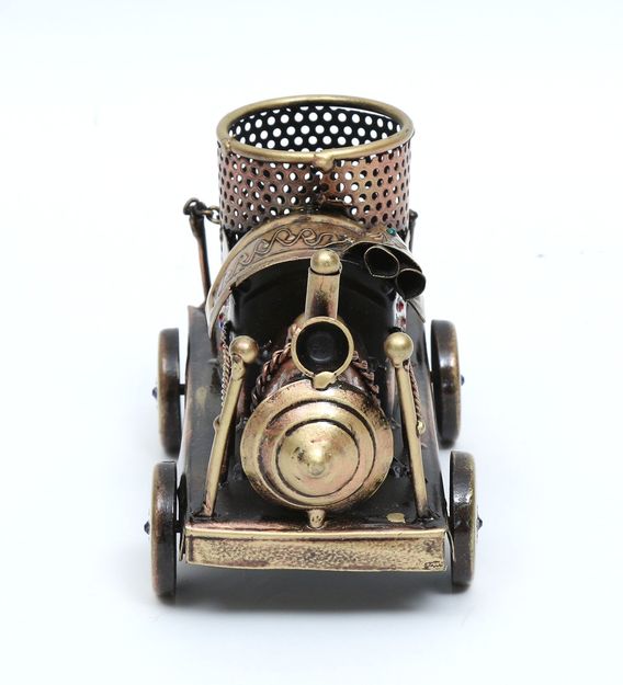 Moskai Vintage Engine Car Pen Stand