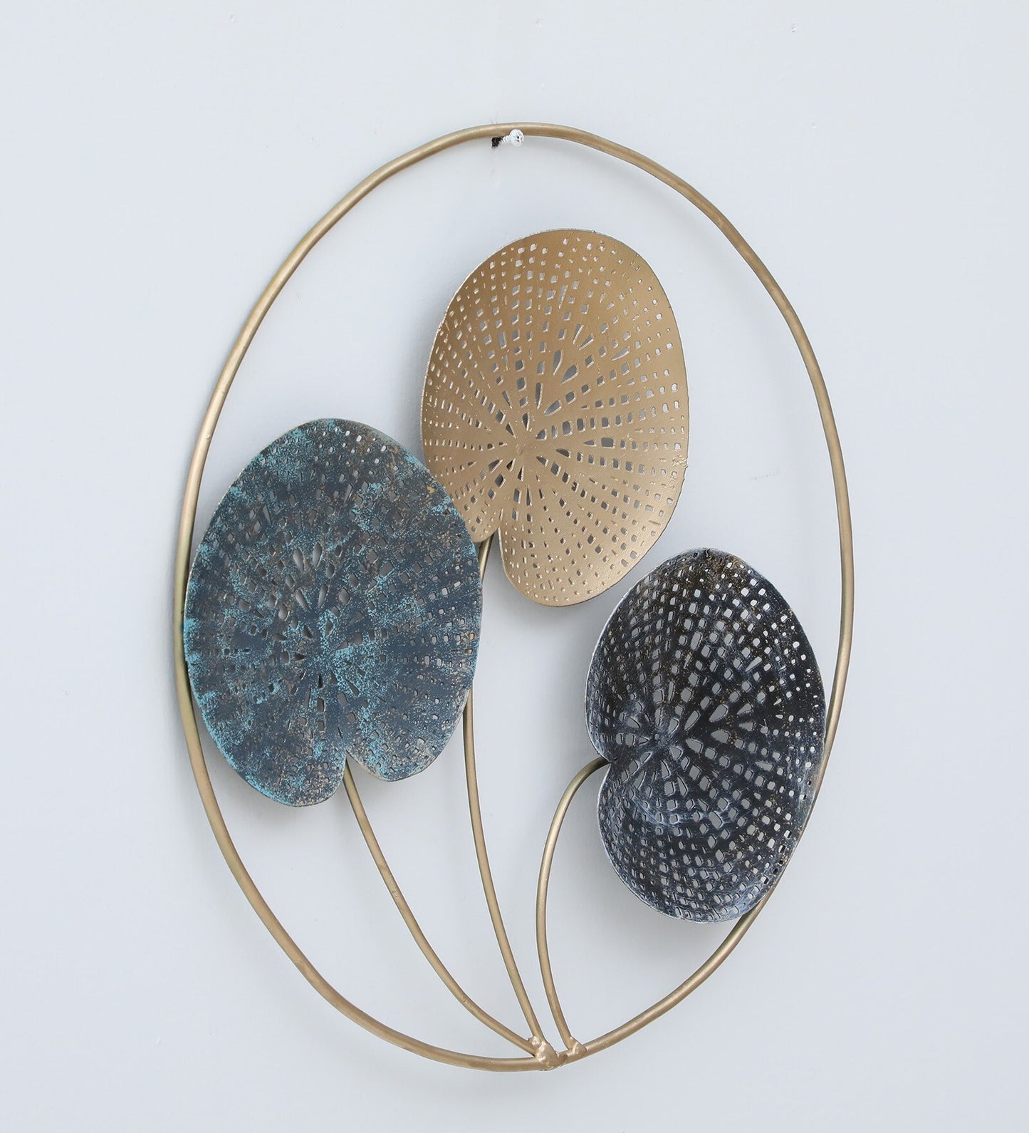 Moskai Round Abstract Wall Décor | Modern Metal Wall Art