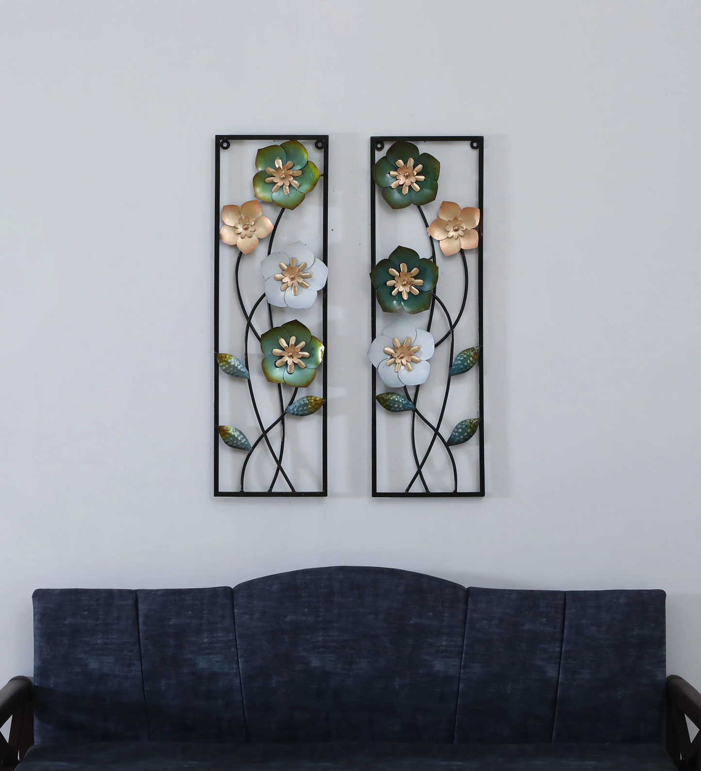 Mosaki Leaf Wall Décor | Elegant Metal Leaf Wall Art for Living Room
