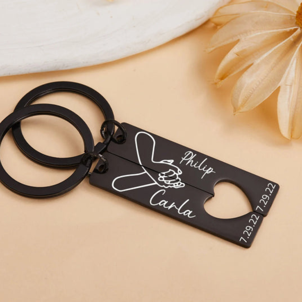 Personalised Couple Keychain with Date & Initials | Romantic Gift