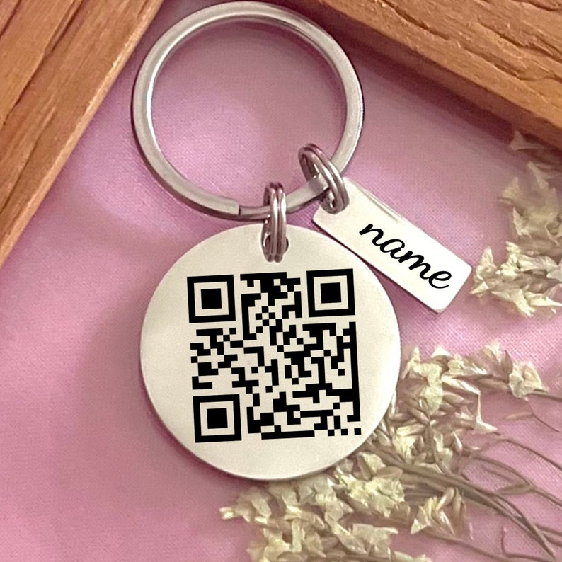Moskai Custom Photo Keychain with Spotify Code – Personalized Gift for Him & Her