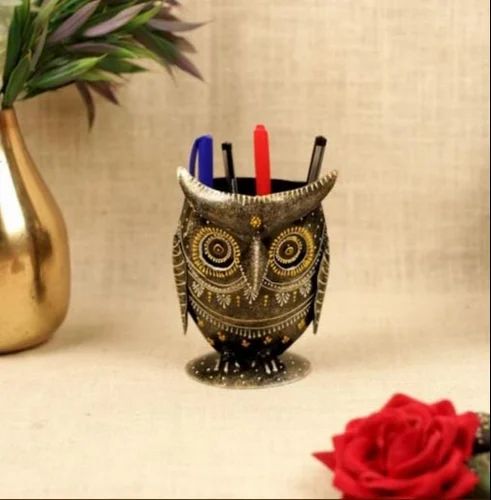Mosaki Iron Antique Painted Owl Pen Stand