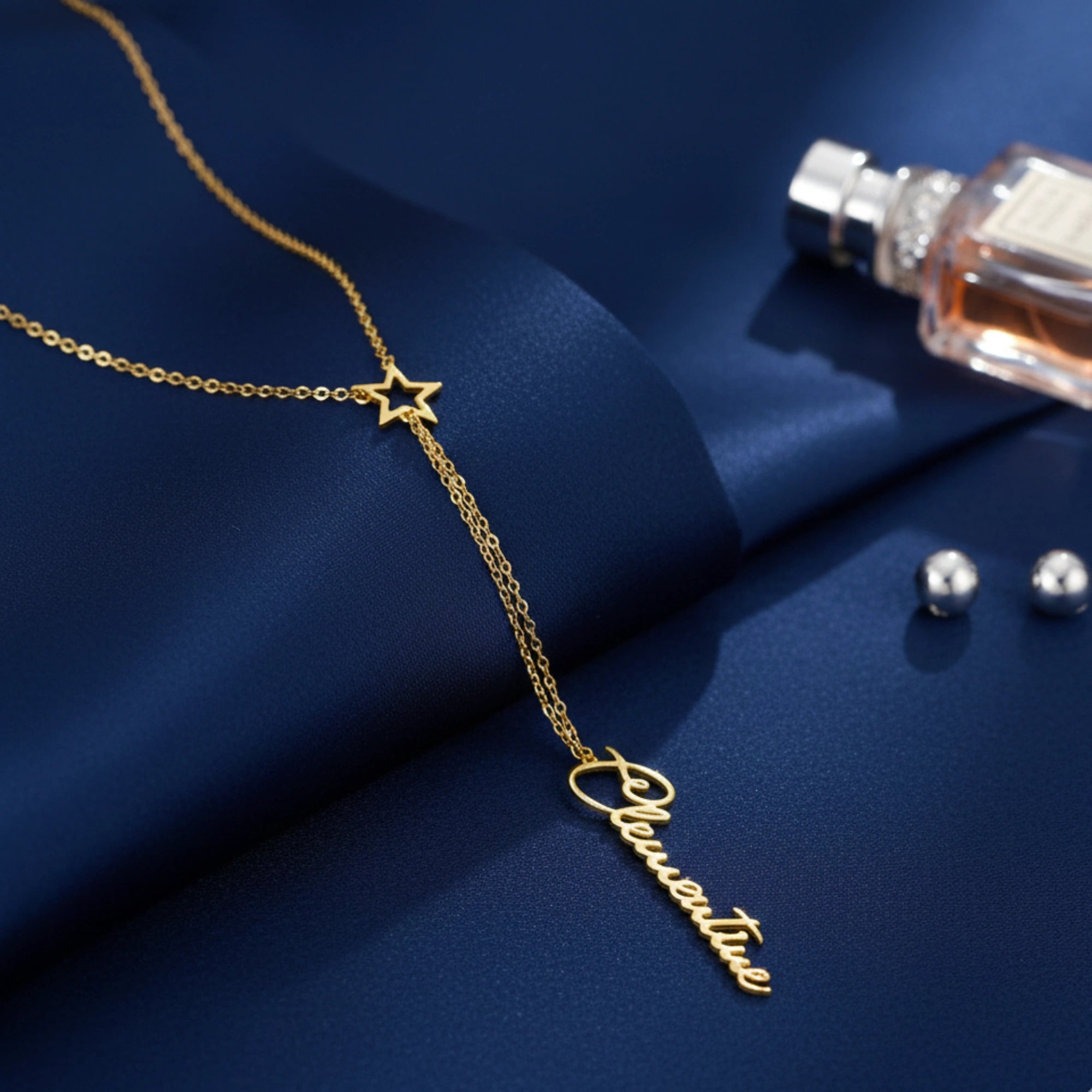 Custom Vertical Name & Star Charm Y-Lariat Necklace – Personalized Script Nameplate with Dainty Star Accent