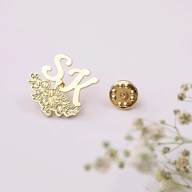 Personalized Floral Deep Engraving Initial Name Brooch Pin – Custom Letter Name Lapel Badge for Men & Women