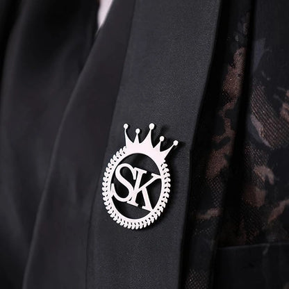 Personalised Initial Crown Brooch Pin – Custom Letter Name Royal Badge for Men & Women