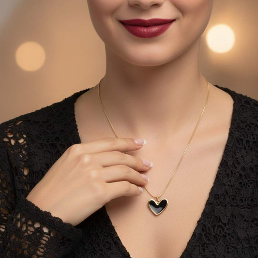 Moskai Elegant Black Enamel Heart Shape Pendant – For Girlfriend