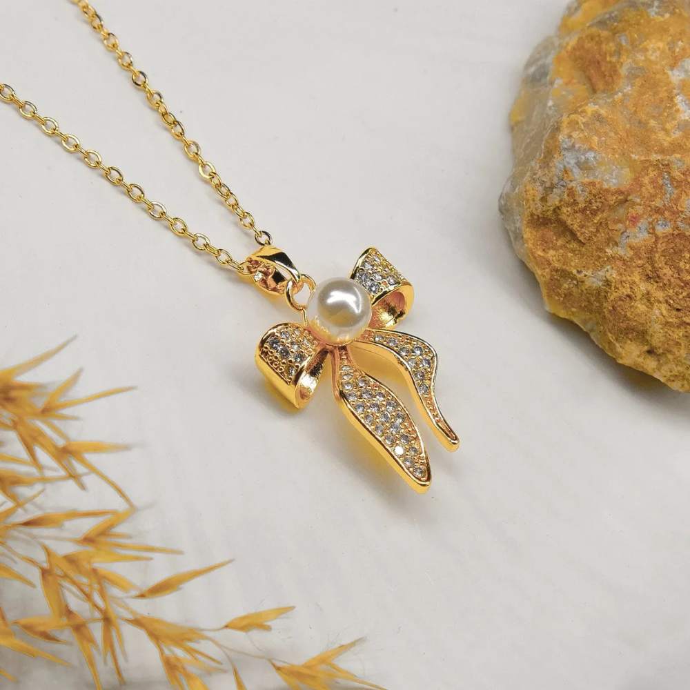 Moskai Elegant Bow Design Gold Pendant – For Girlfriend