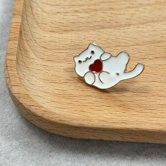 Cute White Kitten Enamel Pin for Girlfriend | Valentine Gift | Moskai Collection