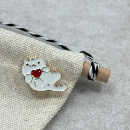 Cute White Kitten Enamel Pin for Girlfriend | Valentine Gift | Moskai Collection