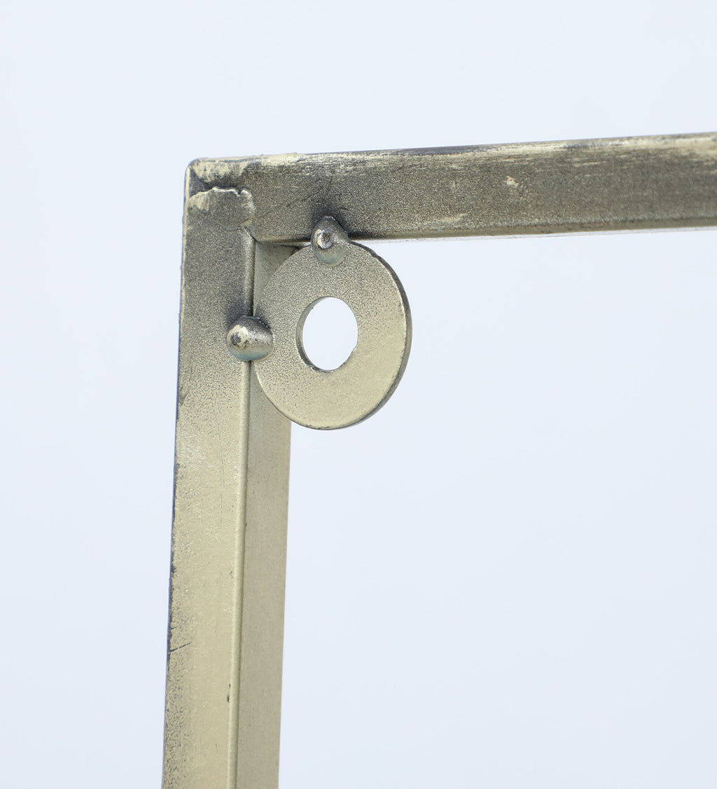 Moskai Elegant Metal Floral Wall Hanging for Home