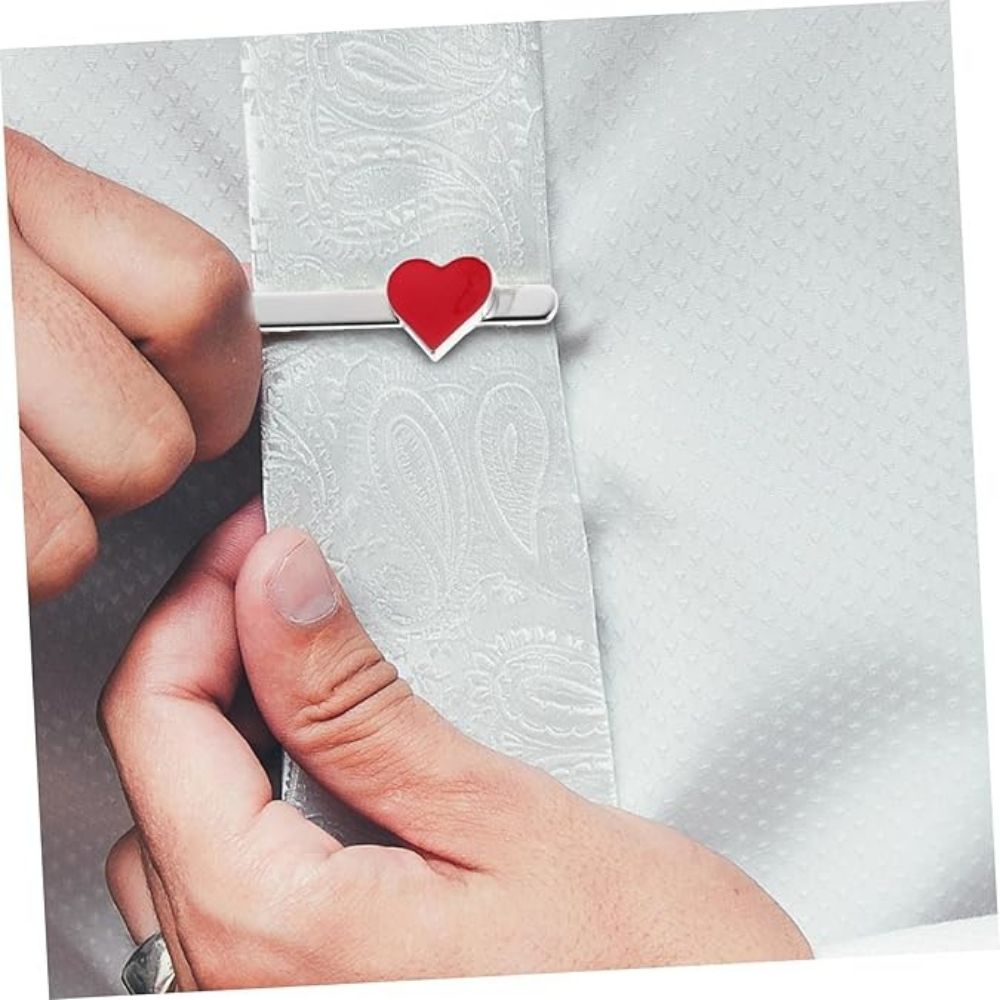 heart tie clip enamel design for men

tie clips for men romantic heart accessory

luxury tie clip heart motif for him

tie pin with enamel heart from Valentine collection

cufflinks and tie set styled heart tie bar clip

customised tie pin alternative heart design