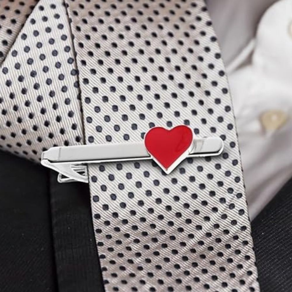 heart tie clip enamel design for men

tie clips for men romantic heart accessory

luxury tie clip heart motif for him

tie pin with enamel heart from Valentine collection

cufflinks and tie set styled heart tie bar clip

customised tie pin alternative heart design
