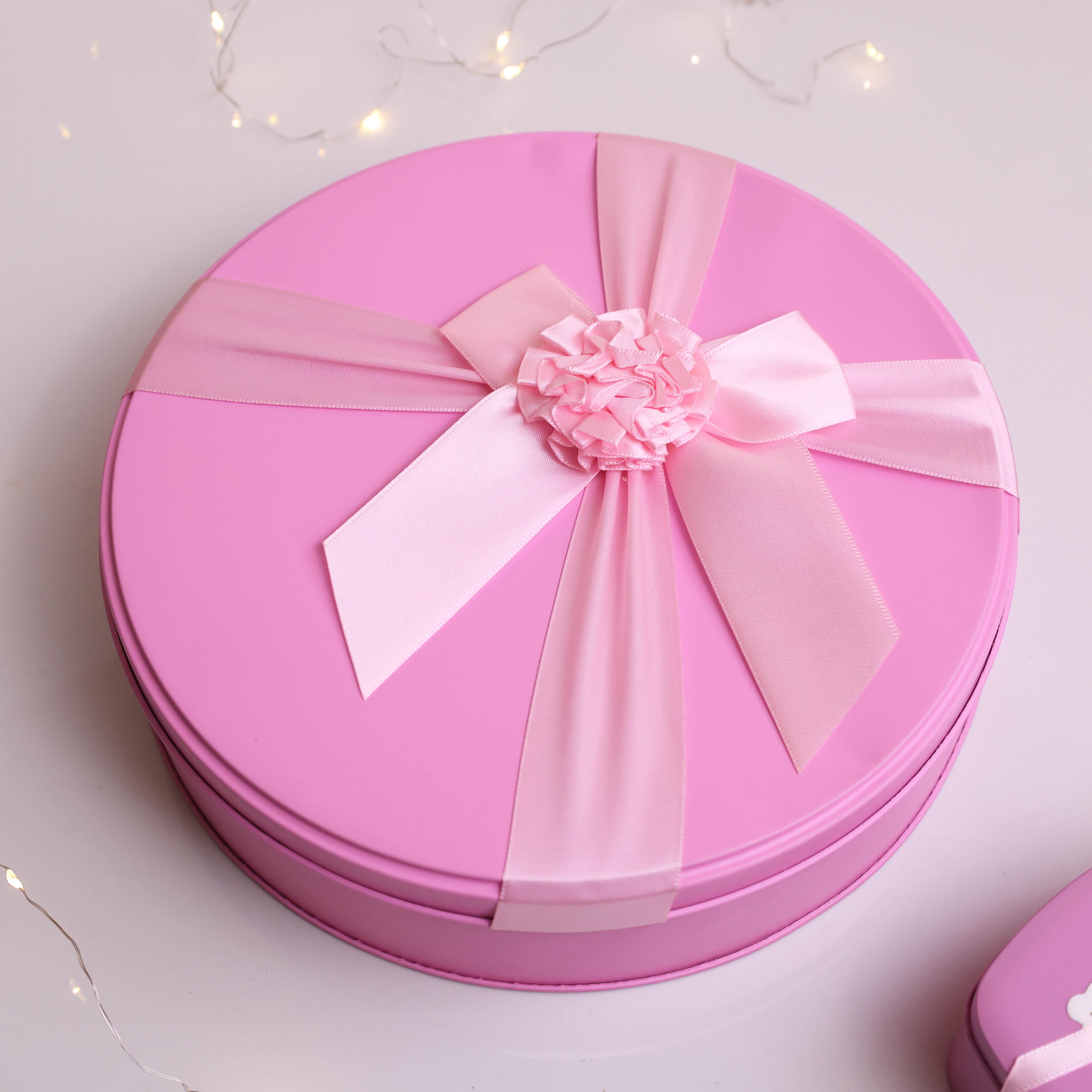 Luxury Ferrero Rocher & Sparkling Proposal Ring Pink Gift Tin | Romantic Gift by Moskai