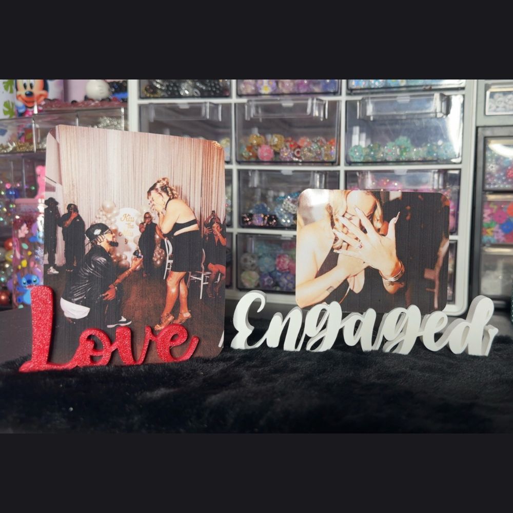 Love Photo Stand – Romantic 3D Mini Photo Frame Decor for Valentine’s Day (5 cm)