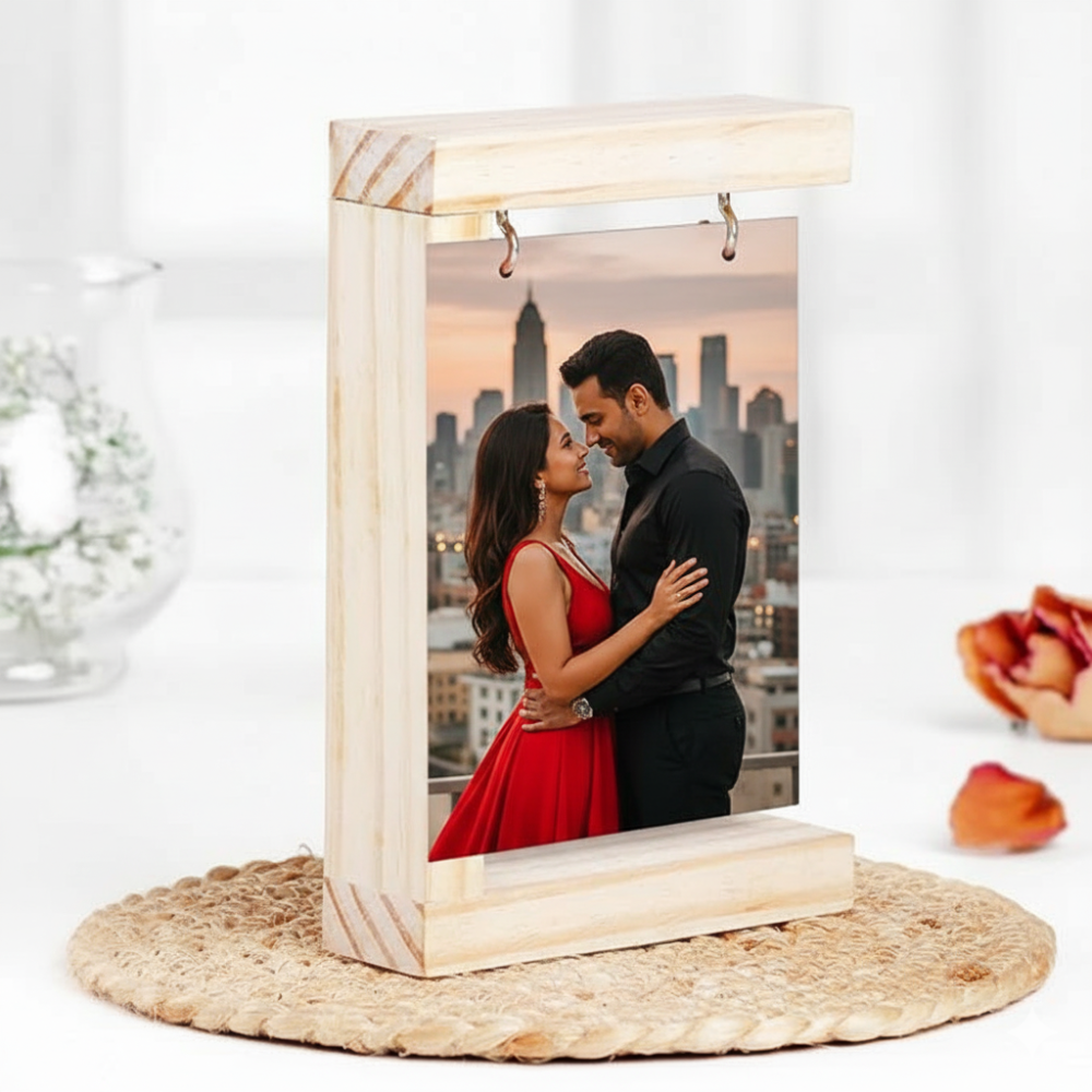 MOSKAI | Personalised Hanging Photo Frame for Couple