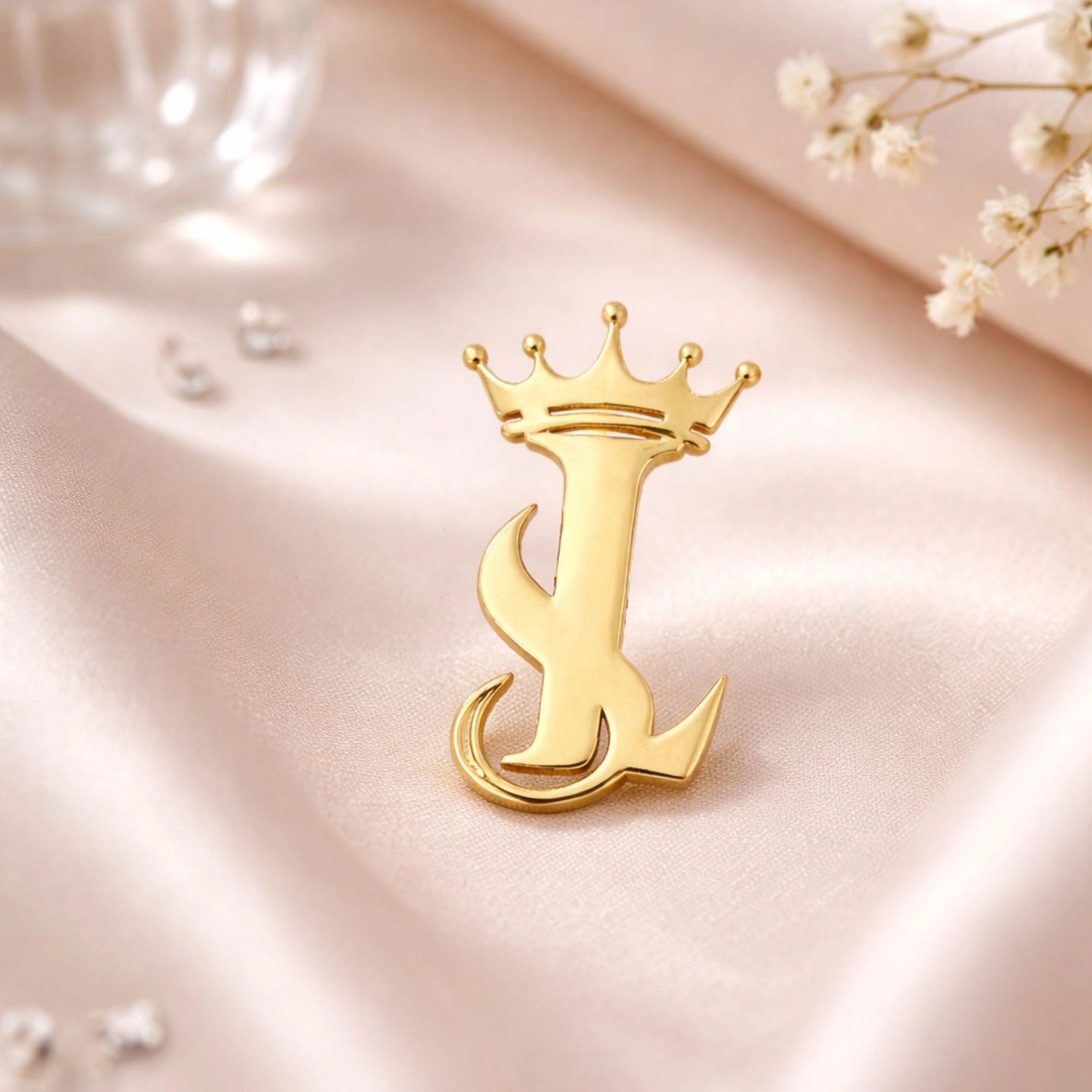 Personalized Crown Initial Name Brooch with Interlocking Letter Designs for Blazers, Suits, and Sarees