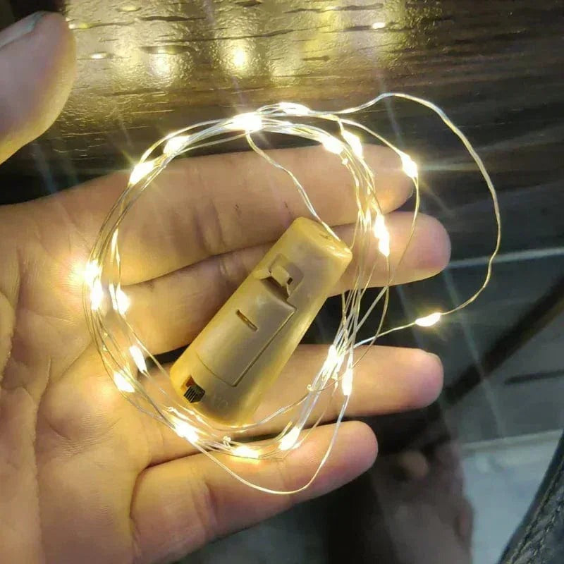 Creative Glow DIY Mini Canvas Painting Kit – Wooden Easel, Paint Set & Fairy Lights