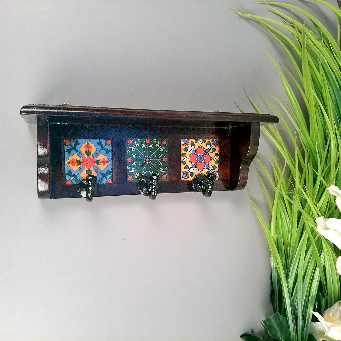 Moskai Ceramic Tile Key Holder Stand – Vintage Indian Art-Inspired
