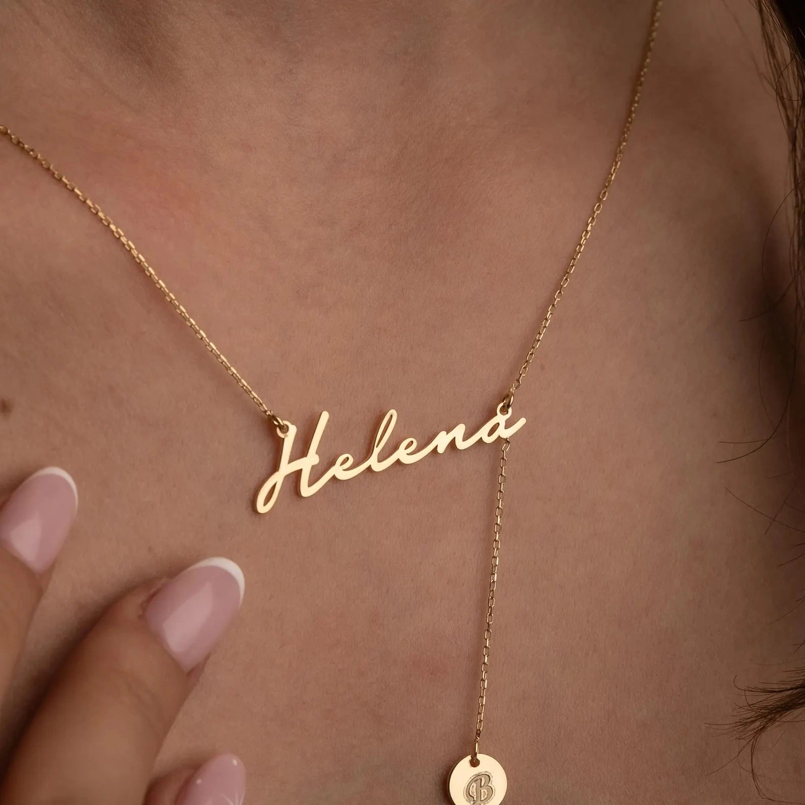 Personalised Signature Name & Initial Disc Y-Lariat Necklace – Personalized Lariat Nameplate with Alphabet Coin Drop
