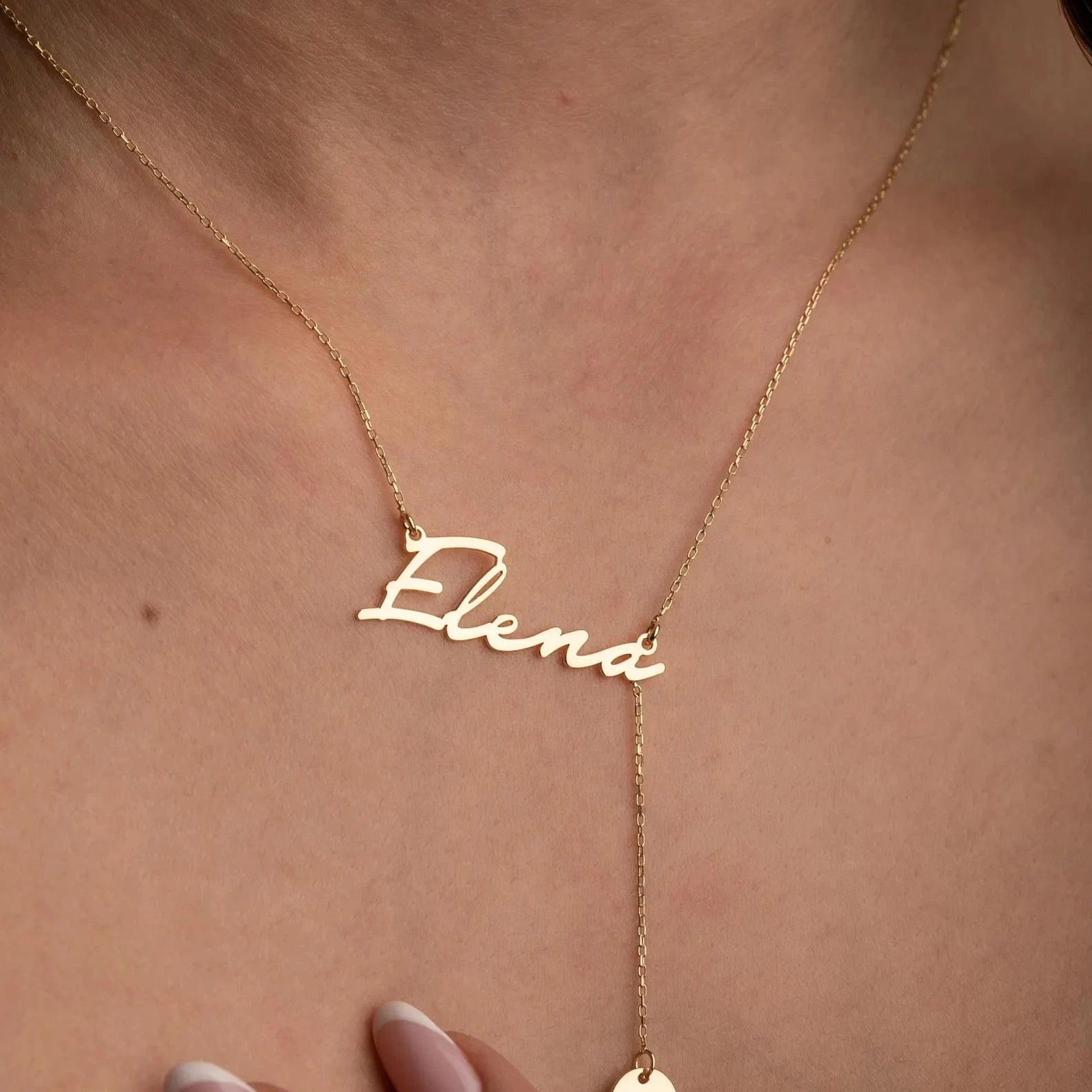 Personalised Signature Name & Initial Disc Y-Lariat Necklace – Personalized Lariat Nameplate with Alphabet Coin Drop