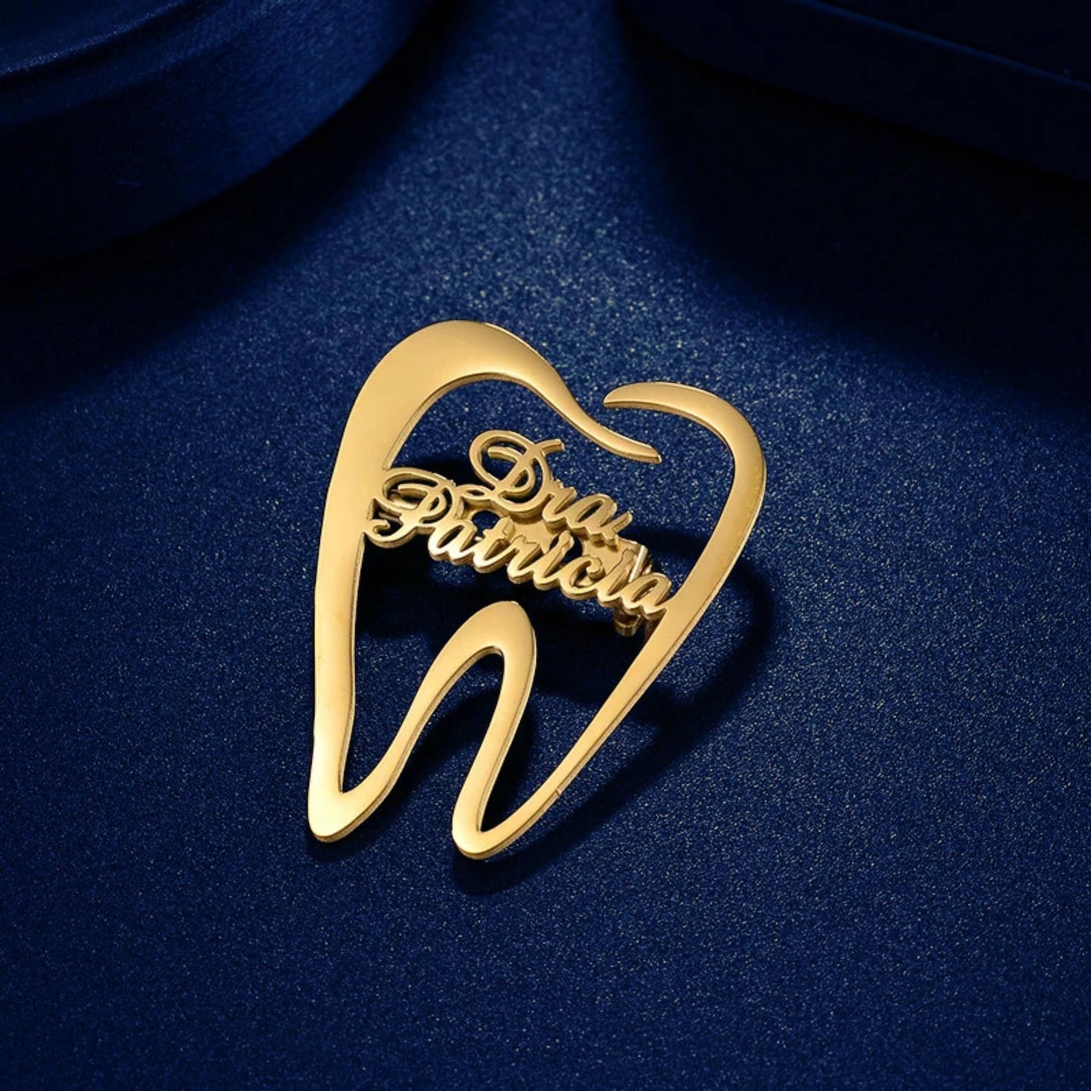 Personalized Tooth Name Brooch – Custom Dental Professional Lapel Pin