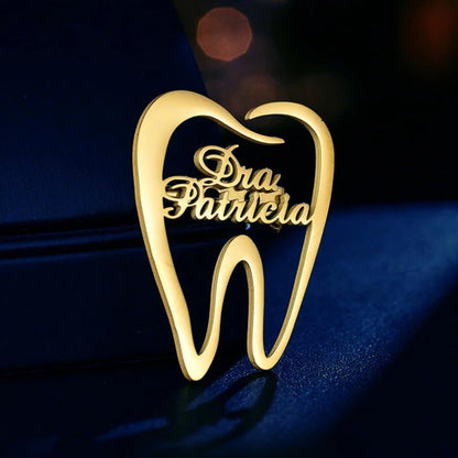 Personalized Tooth Name Brooch – Custom Dental Professional Lapel Pin