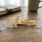 Personalized Doctor Name Brooch Pin for Women – Custom Gold Nurse Badge with Stethoscope & Syringe Design | Nurse Appreciation Gift